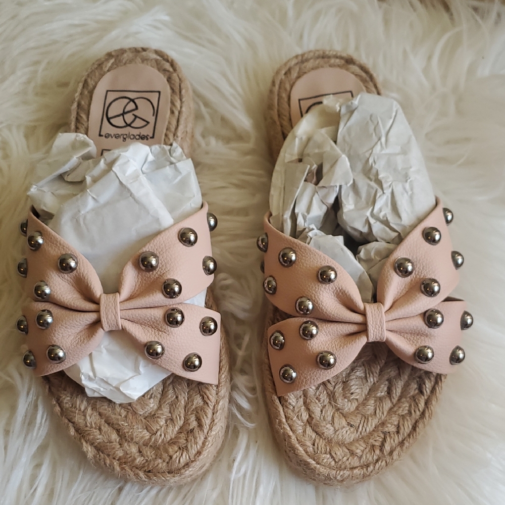 Everglades Sandals Size 6 NWOB